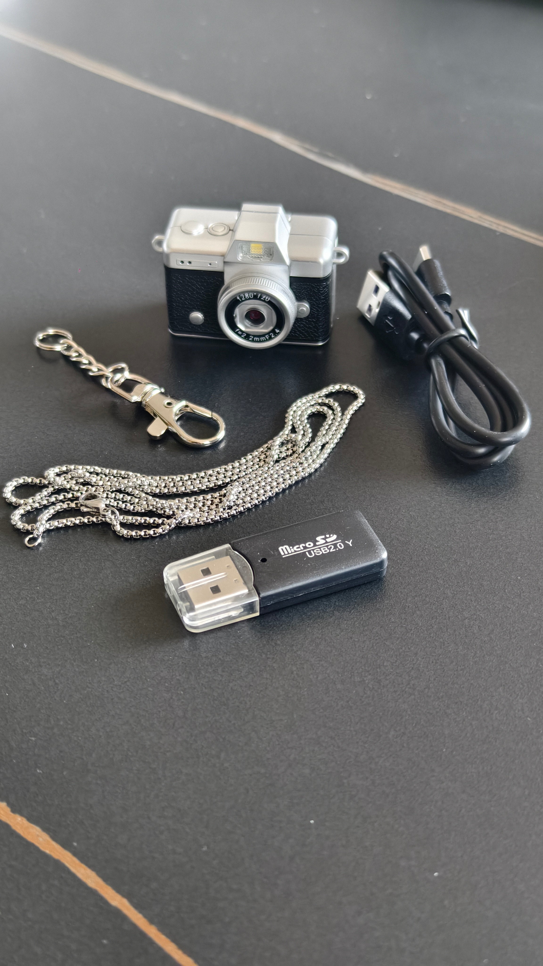 Mini Digital Selfie Camera with Flip Screen 1080P HD, Retro Keychain Camera