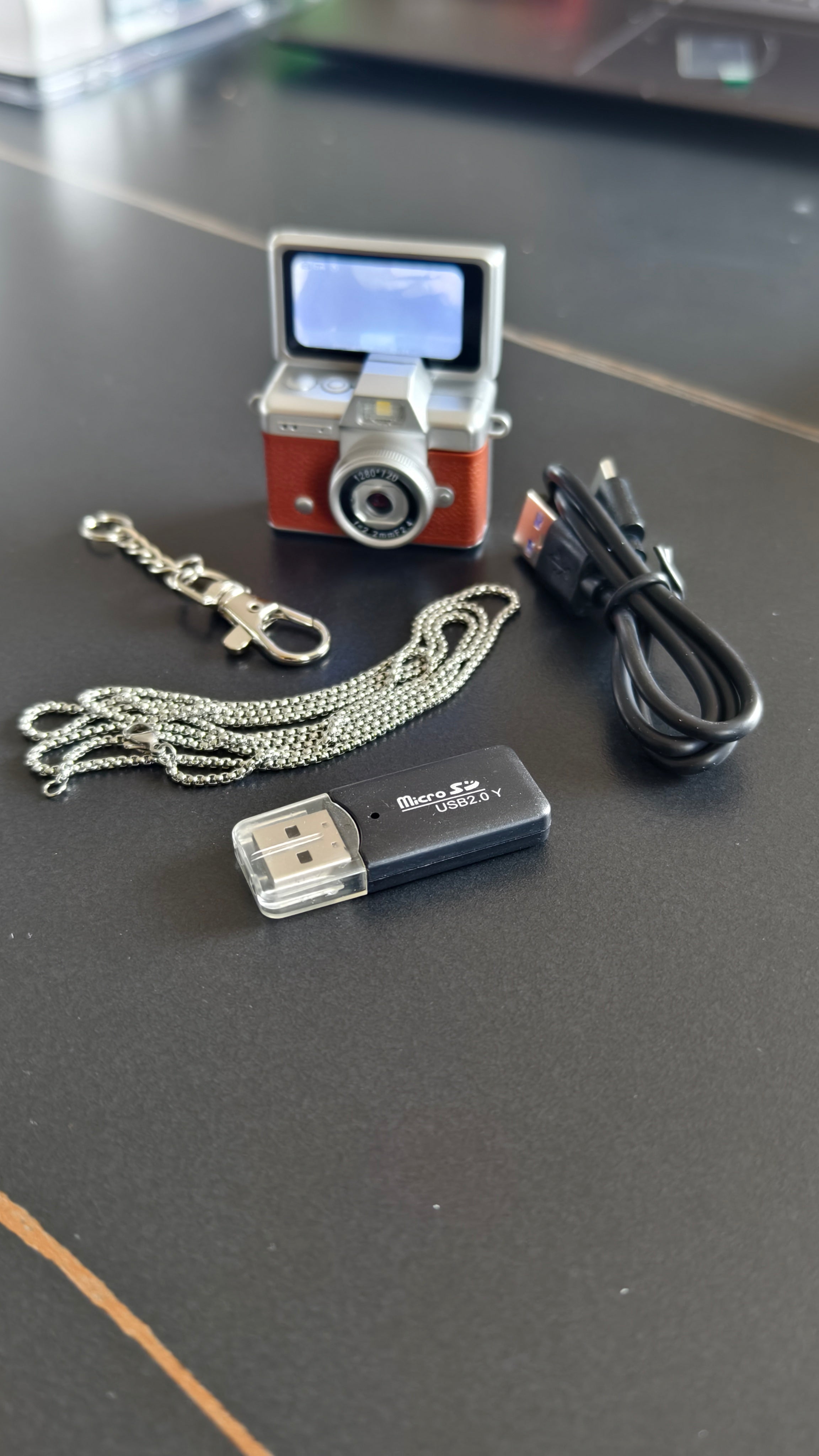 Mini Digital Selfie Camera with Flip Screen 1080P HD, Retro Keychain Camera
